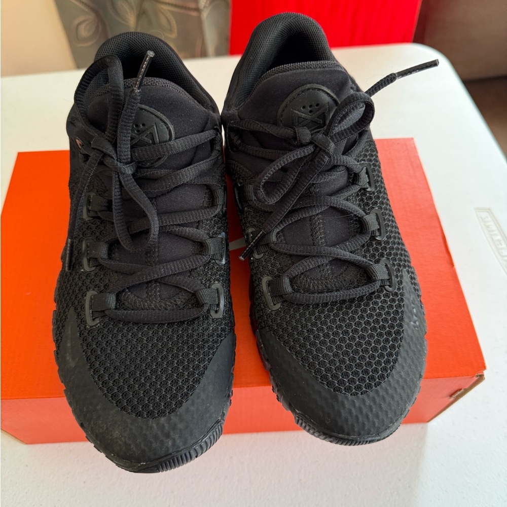 Nike Black Mesh Men's Sneakers